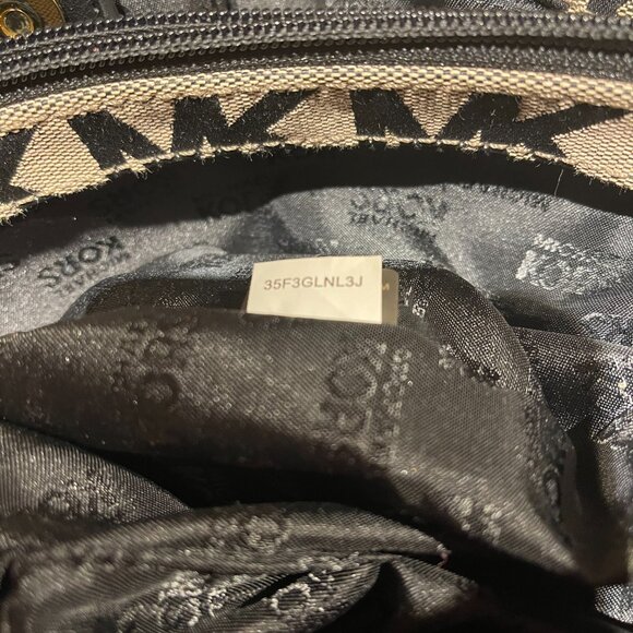 Michael Kors large monogram purse bag - Picture 9 of 10